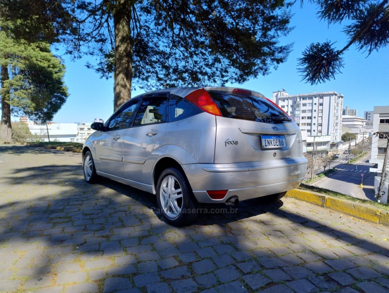 FOCUS 2.0 FC 16V GASOLINA 4P MANUAL - 2007 - CAXIAS DO SUL