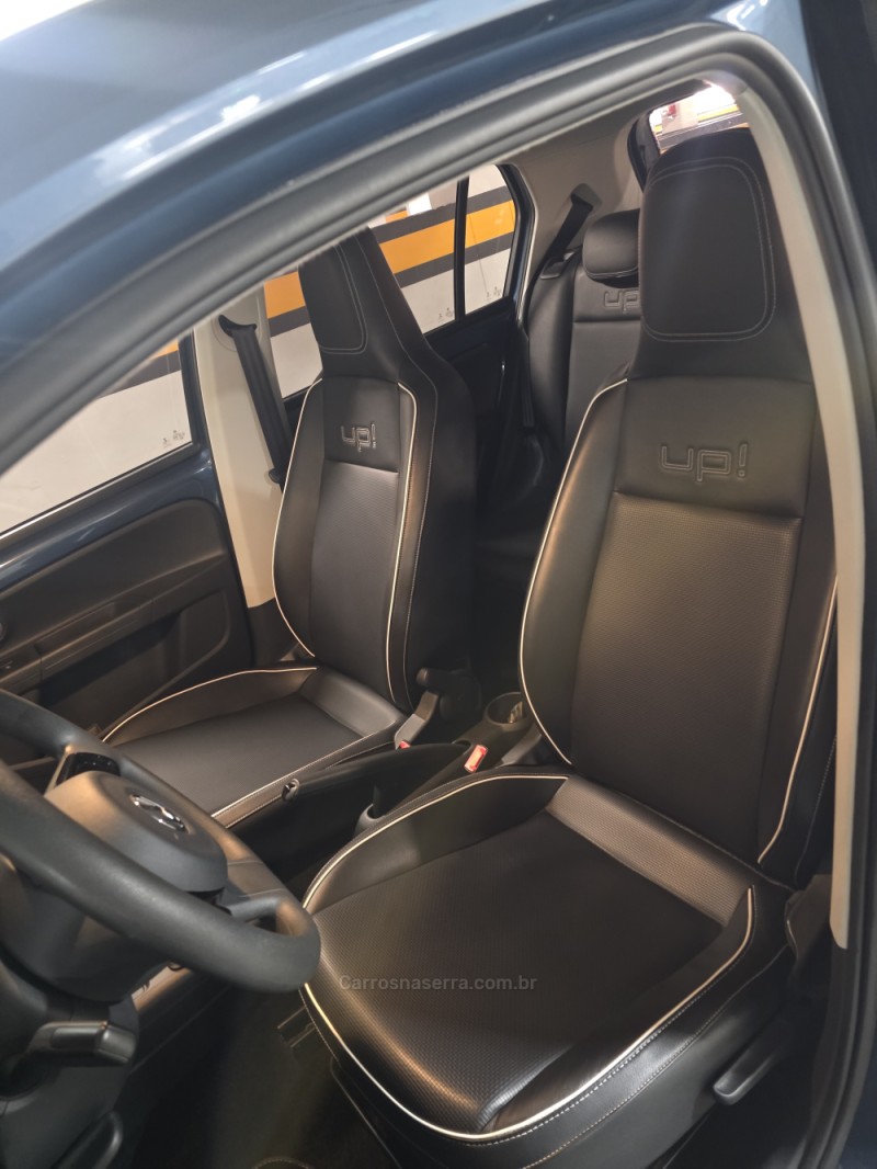 UP 1.0 TSI HIGH UP 12V FLEX 4P MANUAL - 2017 - CAXIAS DO SUL