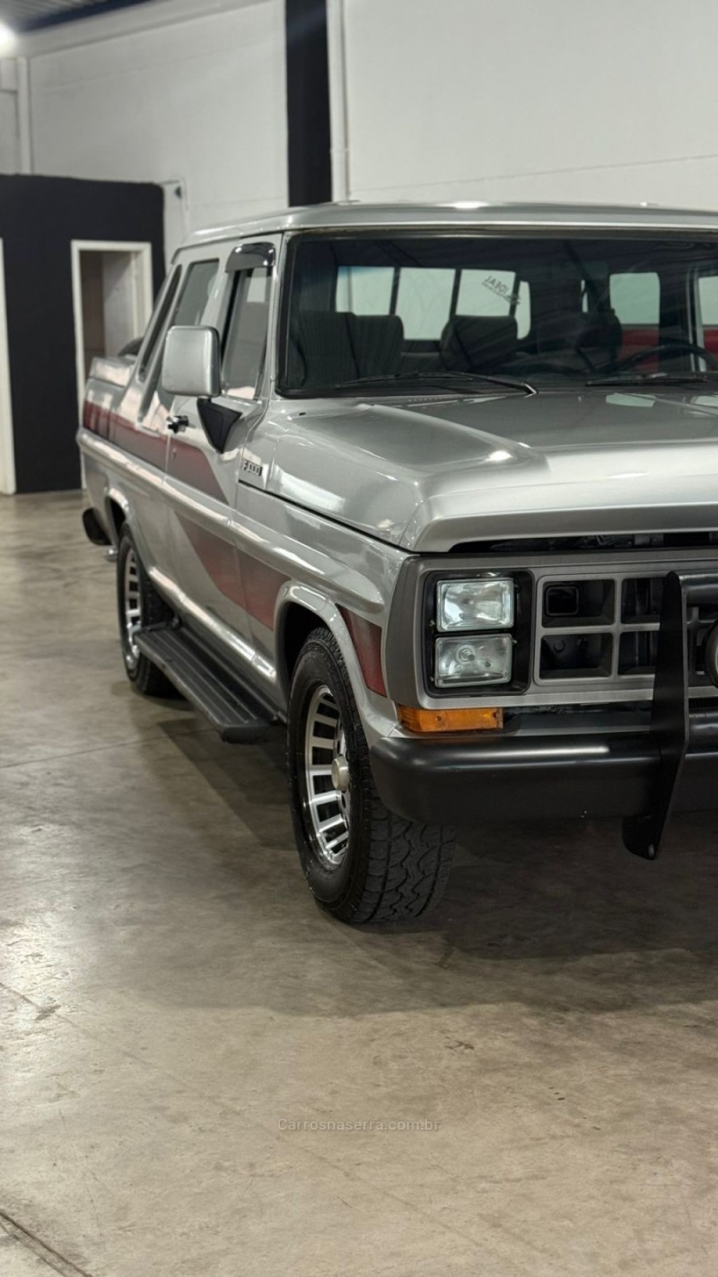 F-1000 3.9 SUPER SÉRIE 4X2 CD 8V TURBO DIESEL 3P MANUAL - 1989 - LAJEADO