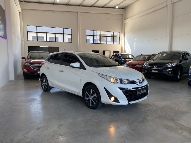 YARIS 1.5 XLS FLEX 4P AUTOMÁTICO - 2019 - LAJEADO
