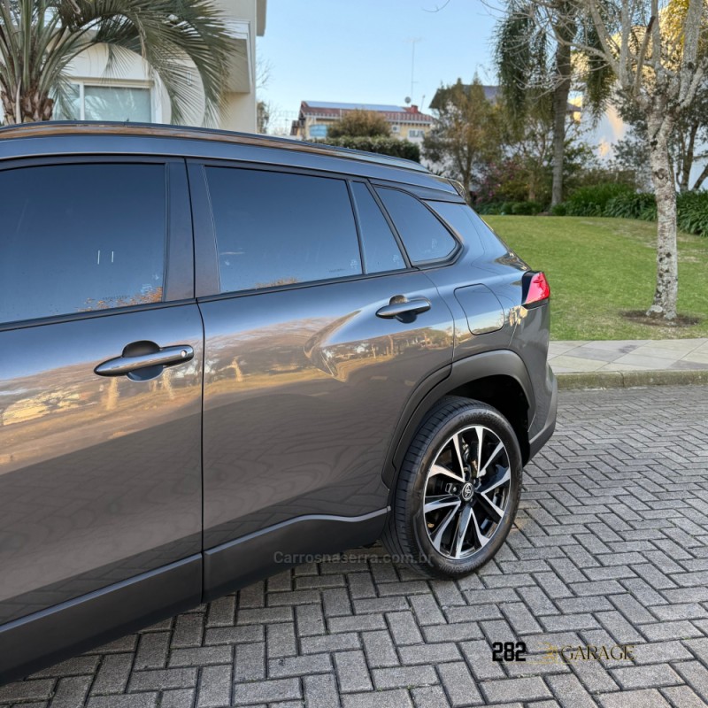 COROLLA 2.0 CROSS XRE 16V FLEX 4P AUTOMÁTICO - 2025 - FARROUPILHA