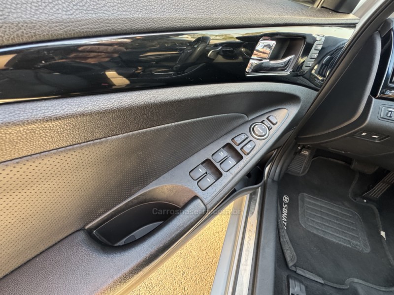 SONATA 2.4 MPFI I4 16V 182CV GASOLINA 4P AUTOMÁTICO - 2012 - GRAMADO