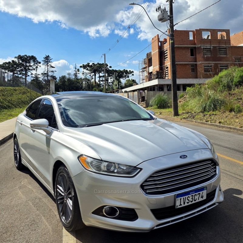 FUSION 2.0 TITANIUM FWD 16V GASOLINA 4P AUTOMÁTICO - 2014 - CAXIAS DO SUL