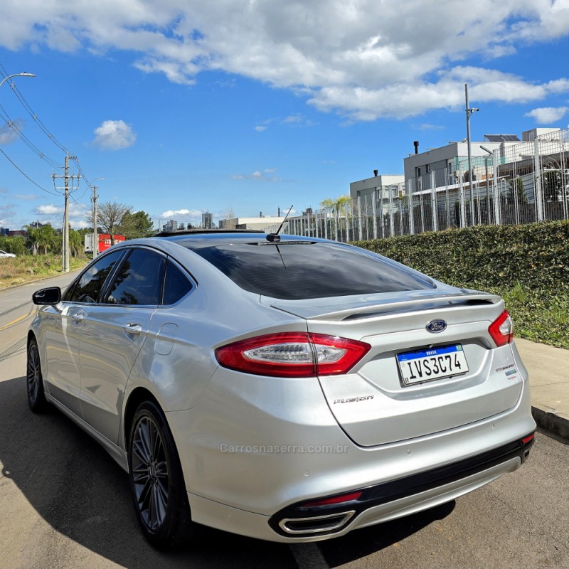 FUSION 2.0 TITANIUM FWD 16V GASOLINA 4P AUTOMÁTICO - 2014 - CAXIAS DO SUL