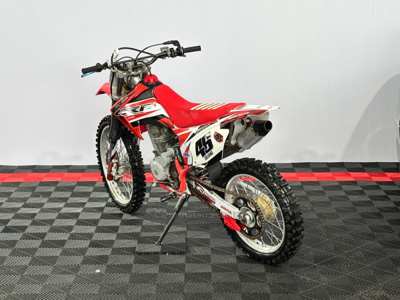 CRF 230F  - 2009 - VACARIA