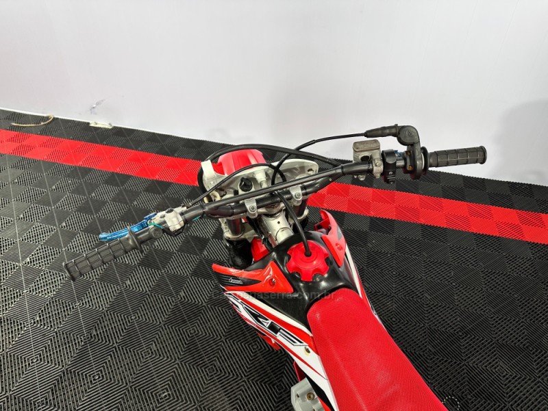 CRF 230F  - 2009 - VACARIA