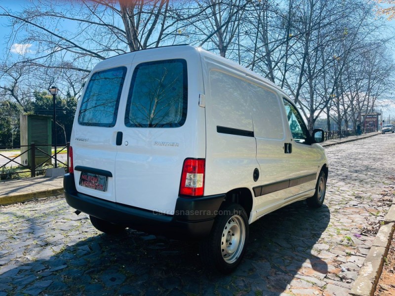 PARTNER 1.6 FURGÃO 800KG 16V FLEX 3P MANUAL - 2019 - NOVO HAMBURGO