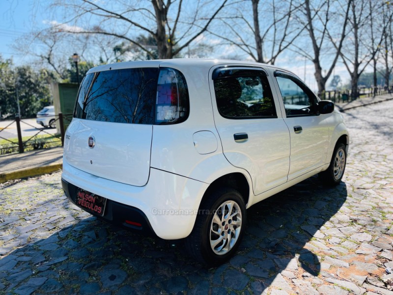 UNO 1.0 EVO ATTRACTIVE 8V FLEX 4P MANUAL - 2021 - NOVO HAMBURGO
