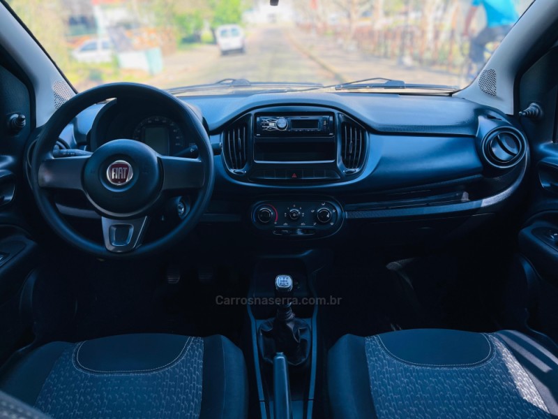 UNO 1.0 EVO ATTRACTIVE 8V FLEX 4P MANUAL - 2021 - NOVO HAMBURGO