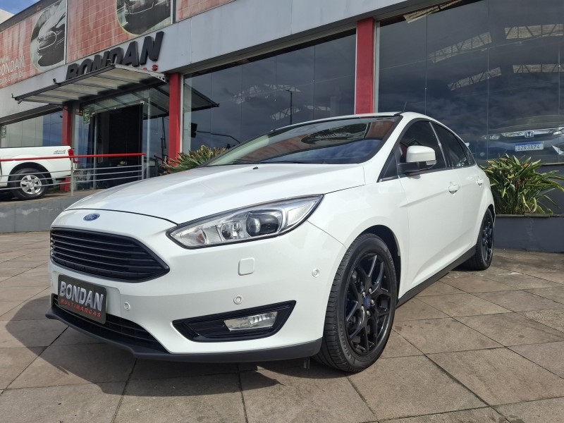 FOCUS 2.0 TITANIUM PLUS HATCH 16V FLEX 4P AUTO