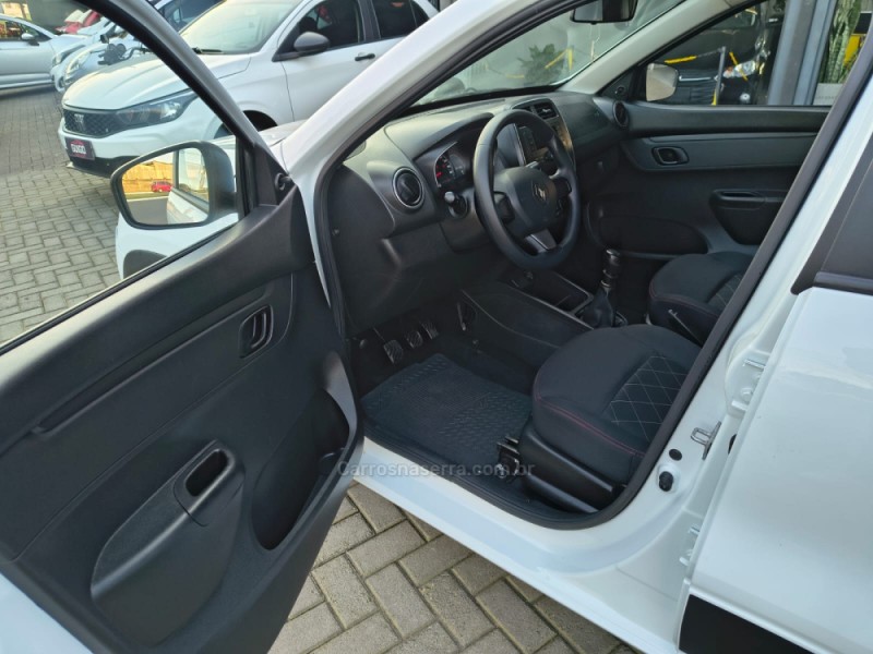 KWID 1.0 12V SCE FLEX ZEN MANUAL - 2022 - NOVO HAMBURGO