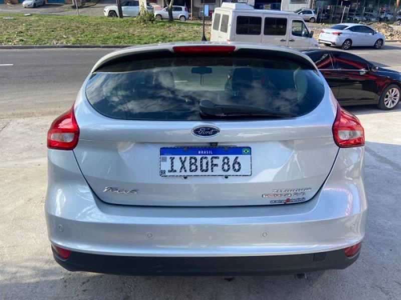 FOCUS 2.0 TITANIUM 16V FLEX 4P AUTOMÁTICO - 2016 - CAXIAS DO SUL