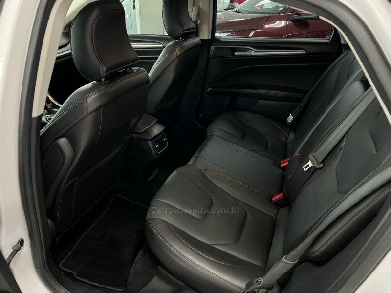 FUSION 2.0 TITANIUM GTDI ECOBOOST FWD GASOLINA 4P AUTOMÁTICO - 2015 - CAXIAS DO SUL