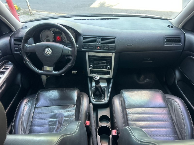 GOLF 1.6 MI SPORTLINE 8V FLEX 4P MANUAL - 2014 - TRêS COROAS
