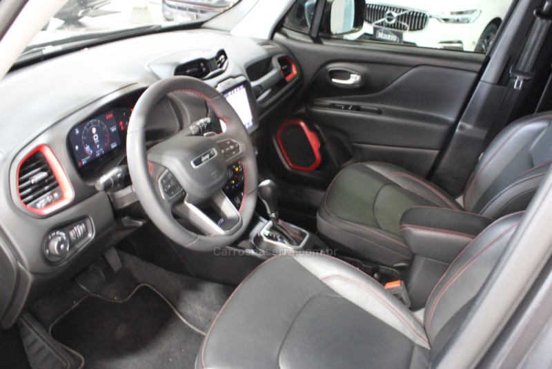 RENEGADE 1.3 TRAILHAWK T270 16V TURBO FLEX 4X4 4P AUTOMÁTICO - 2024 - CAXIAS DO SUL