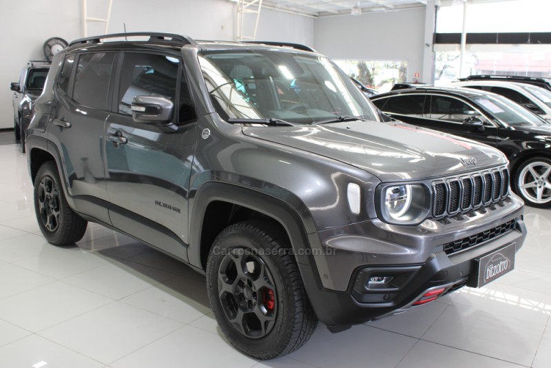 RENEGADE 1.3 TRAILHAWK T270 16V TURBO FLEX 4X4 4P AUTOMÁTICO - 2024 - CAXIAS DO SUL