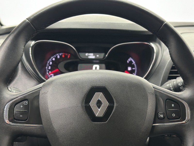CAPTUR 1.6 16V SCE FLEX ZEN MANUAL - 2018 - SANTA CRUZ DO SUL