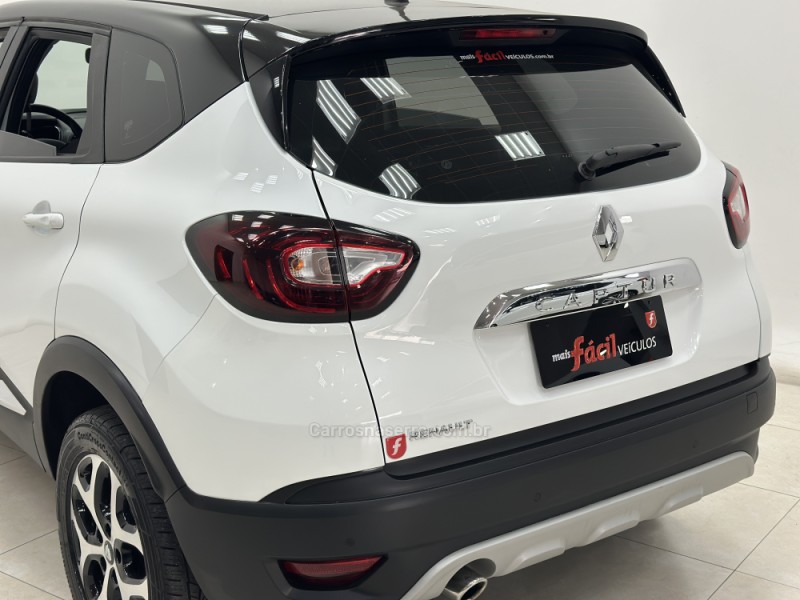 CAPTUR 1.6 16V SCE FLEX ZEN MANUAL - 2018 - SANTA CRUZ DO SUL