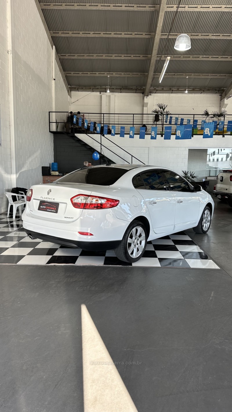 FLUENCE 2.0 PRIVILÉGE 16V FLEX 4P AUTOMÁTICO - 2013 - MONTENEGRO