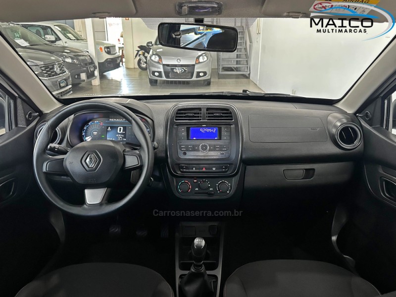 KWID 1.0 12V SCE FLEX ZEN MANUAL - 2023 - NOVO HAMBURGO