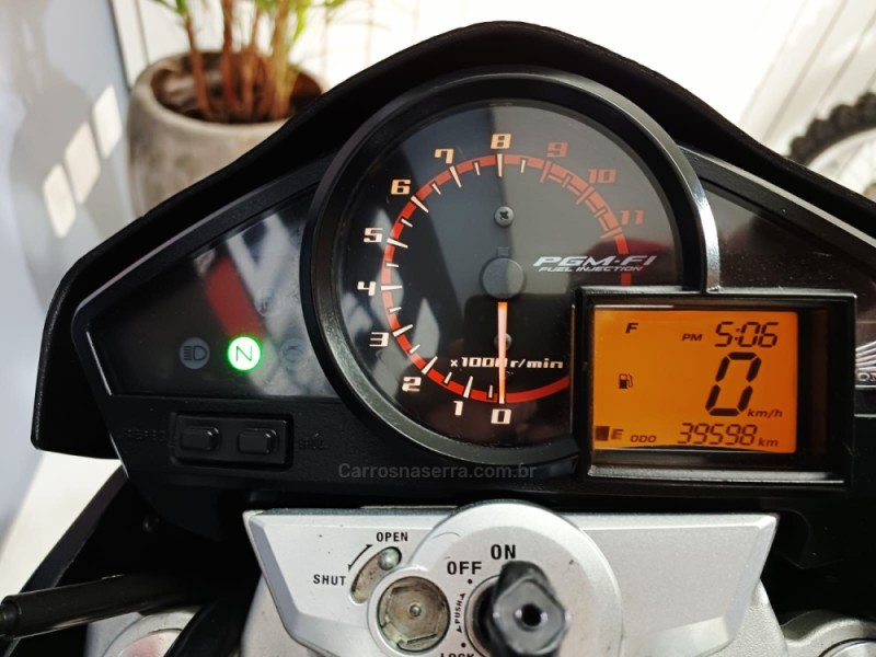 CB 300R  - 2014 - CAXIAS DO SUL