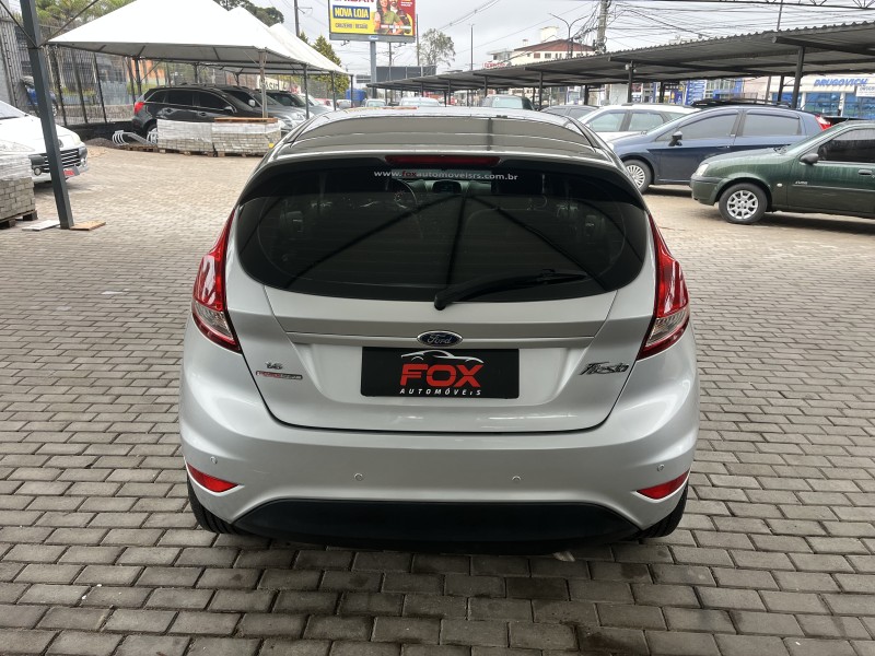 FIESTA 1.6 SE HATCH 16V FLEX 4P AUTOMÁTICO - 2015 - CAXIAS DO SUL