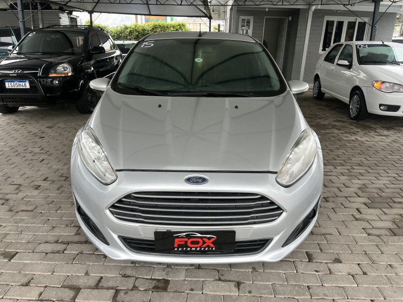 FIESTA 1.6 SE HATCH 16V FLEX 4P AUTOMÁTICO - 2015 - CAXIAS DO SUL