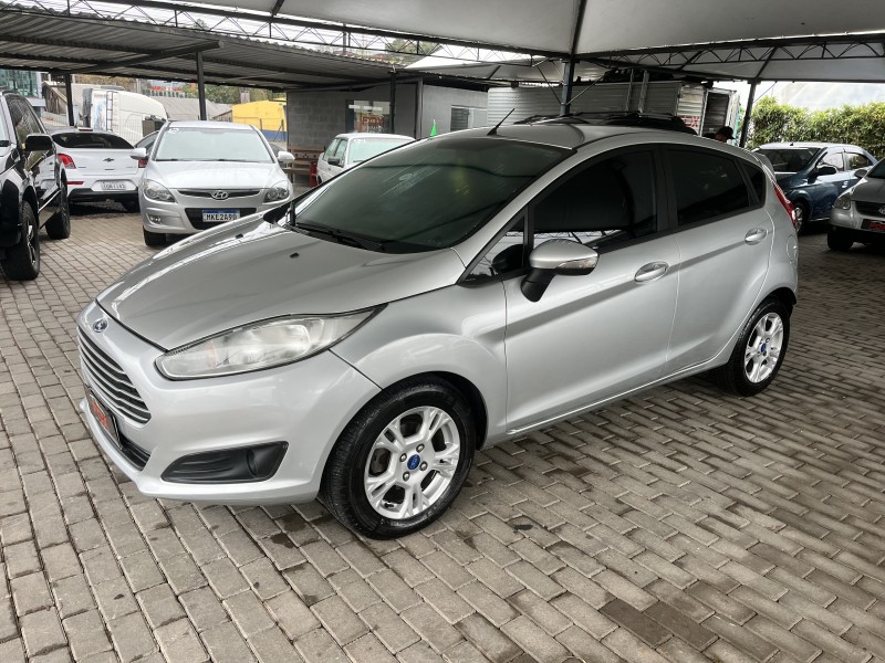 FIESTA 1.6 SE HATCH 16V FLEX 4P AUTOMÁTICO