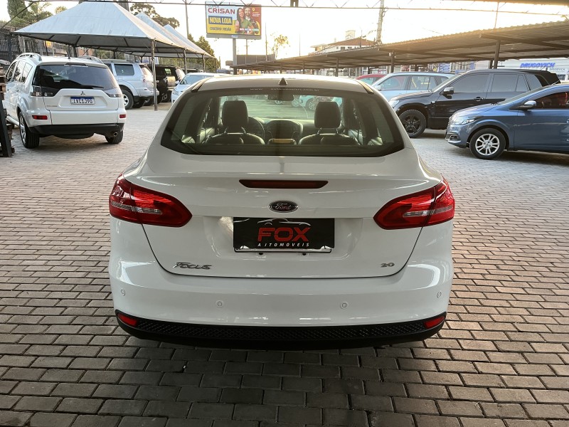 FOCUS 2.0 SE SEDAN 16V FLEX 4P AUTOMÁTICO - 2017 - CAXIAS DO SUL