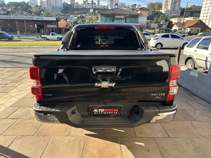 S10 2.4 LTZ 4X2 CD 8V FLEX 4P MANUAL - 2013 - CAXIAS DO SUL