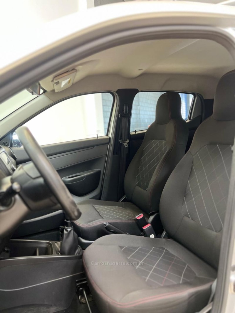 KWID 1.0 12V SCE FLEX ZEN MANUAL - 2023 - NOVO HAMBURGO