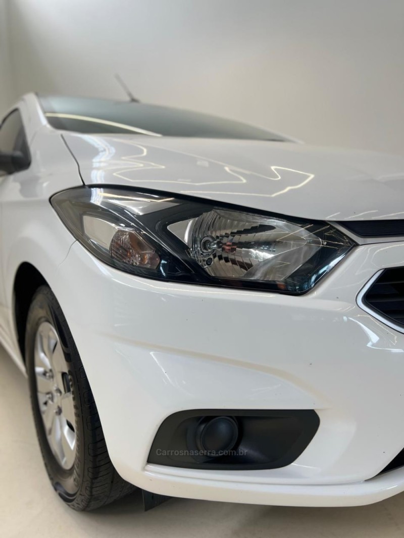 ONIX 1.0 LT 12V TURBO FLEX 4P MANUAL - 2017 - NOVO HAMBURGO