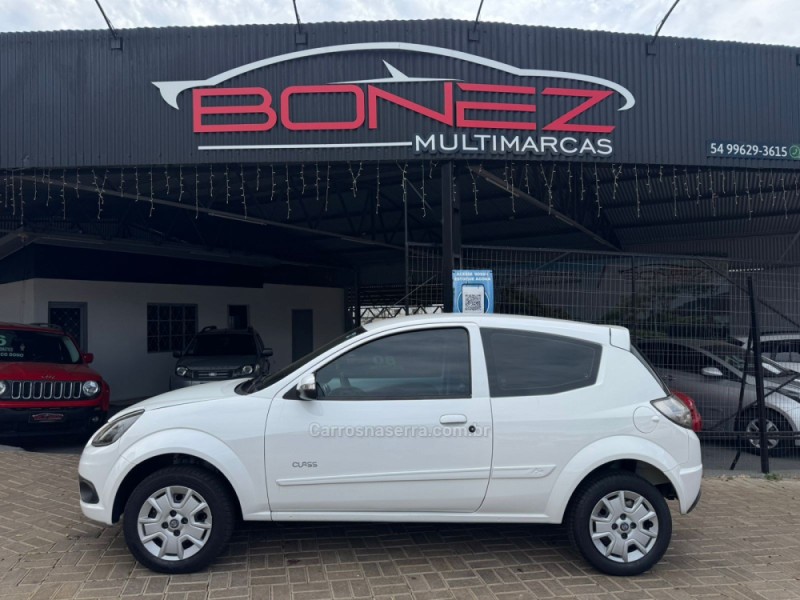 KA 1.0 MPI CLASS 8V FLEX 2P MANUAL - 2013 - TAPEJARA