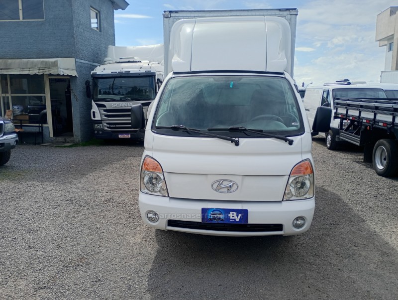 hr 2.5 longo bau 4x2 16v 130cv turbo intercooler diesel 2p manual 2010 farroupilha