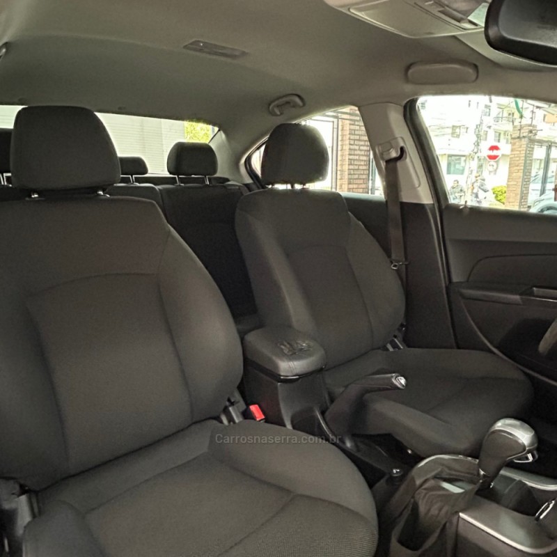 CRUZE 1.8 LT 16V FLEX 4P AUTOMÁTICO - 2012 - VACARIA