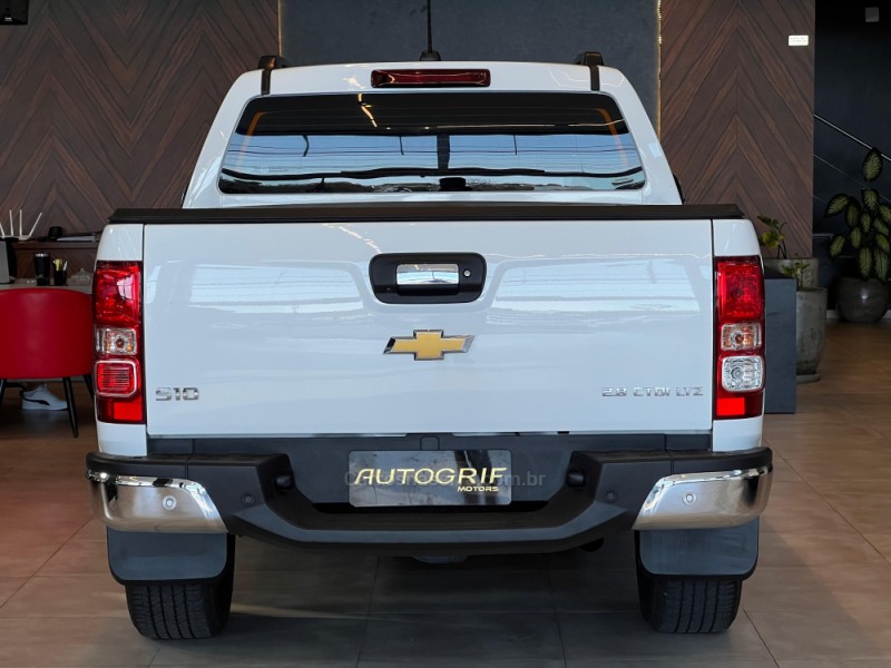 S10 2.8 LTZ 4X4 CD 16V TURBO DIESEL 4P AUTOMÁTICO - 2022 - CAMPO BOM