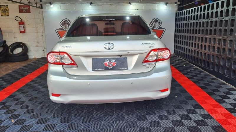 COROLLA 2.0 XEI 16V FLEX 4P AUTOMÁTICO - 2012 - TEUTôNIA