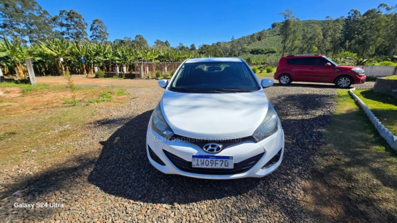 HB20 1.0 COMFORT 12V FLEX 4P MANUAL - 2015 - CAXIAS DO SUL