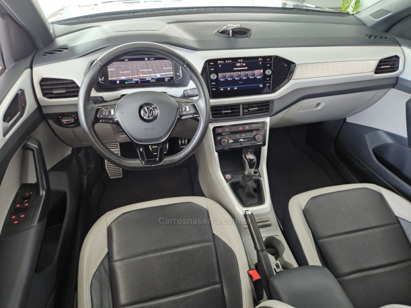 T-CROSS 1.4 HIGHLINE TSI 16V FLEX 4P AUTOMÁTICO - 2020 - TAPEJARA