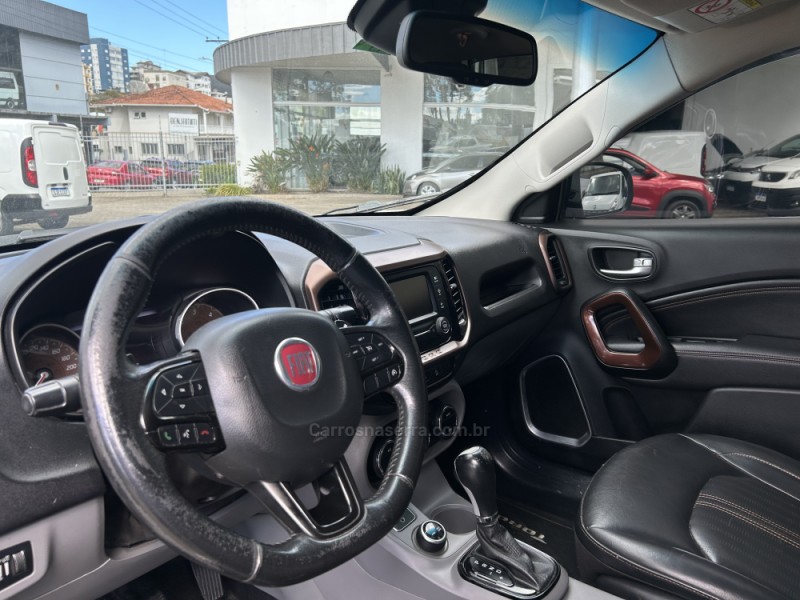 TORO 2.0 16V TURBO DIESEL VOLCANO AT9 4X4 AUTOMÁTICO - 2018 - FARROUPILHA