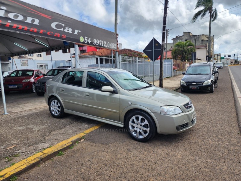 ASTRA 2.0 MPFI ADVANTAGE 8V FLEX 4P MANUAL - 2011 - VACARIA