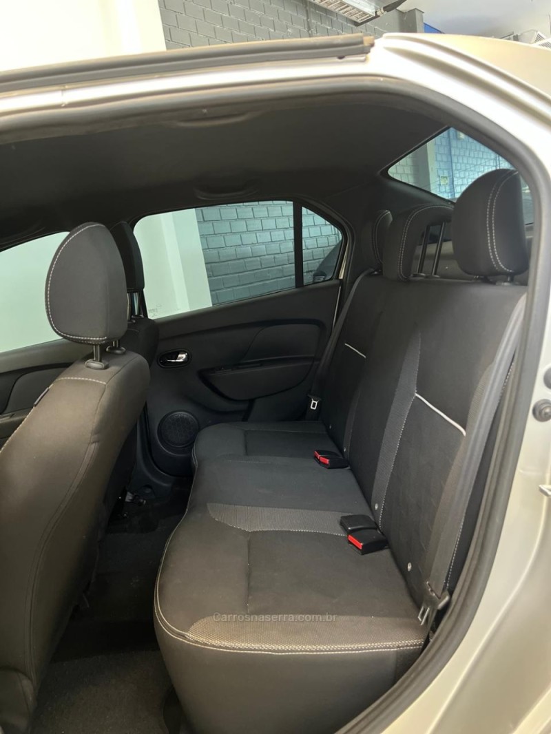 LOGAN 1.6 ZEN 16V FLEX 4P MANUAL - 2022 - NOVO HAMBURGO