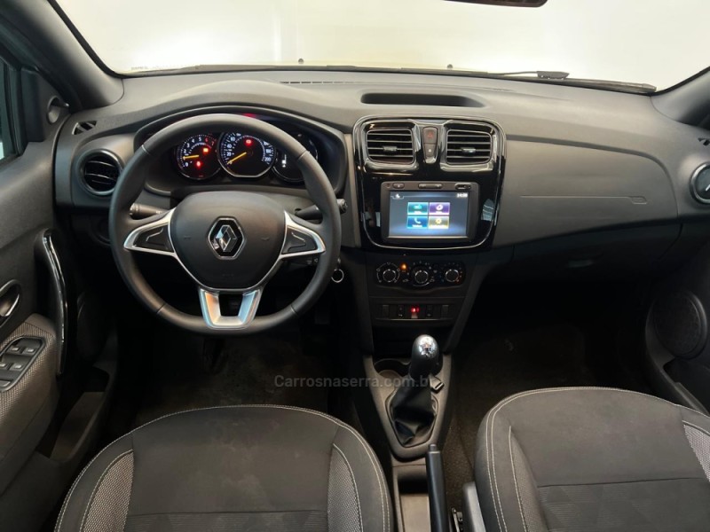 LOGAN 1.6 ZEN 16V FLEX 4P MANUAL - 2022 - NOVO HAMBURGO