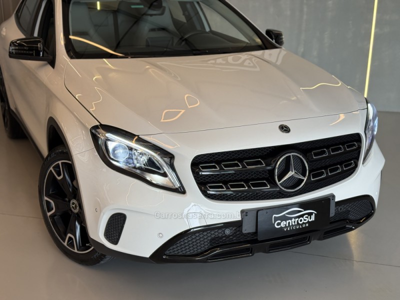GLA 200 1.6 CGI NIGHT 16V FLEX 4P AUTOMÁTICO - 2019 - CARLOS BARBOSA