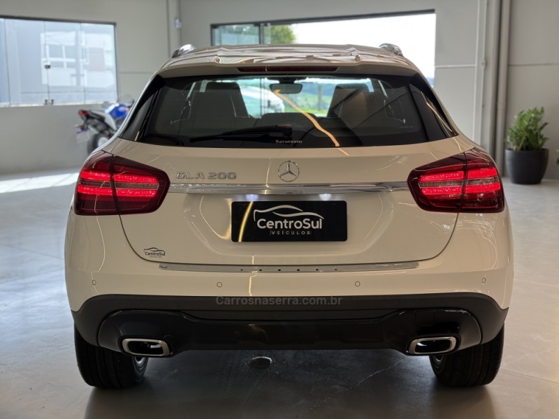 GLA 200 1.6 CGI NIGHT 16V FLEX 4P AUTOMÁTICO - 2019 - CARLOS BARBOSA