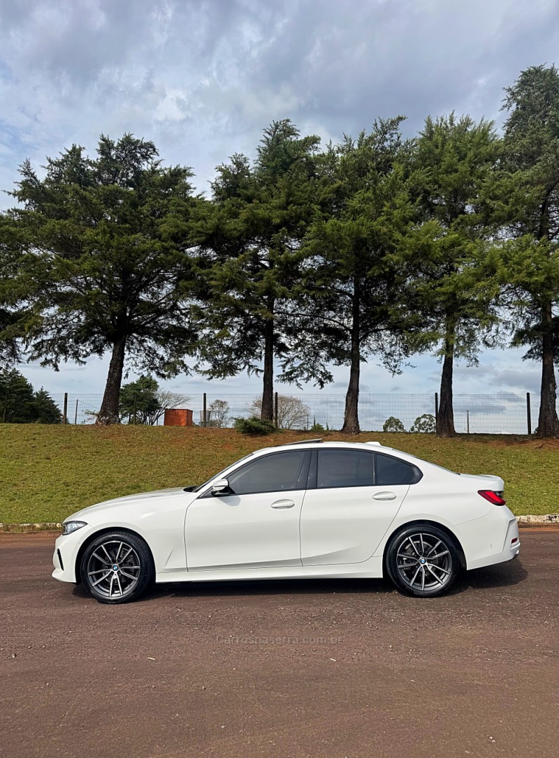 320I 2.0 SPORT GP 16V TURBO GASOLINA 4P AUTOMÁTICO - 2023 - PASSO FUNDO