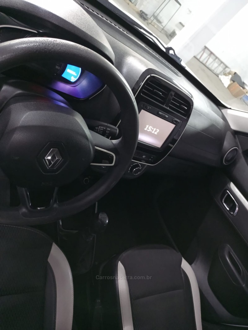 KWID 1.0 12V SCE FLEX INTENSE MANUAL - 2019 - BENTO GONçALVES