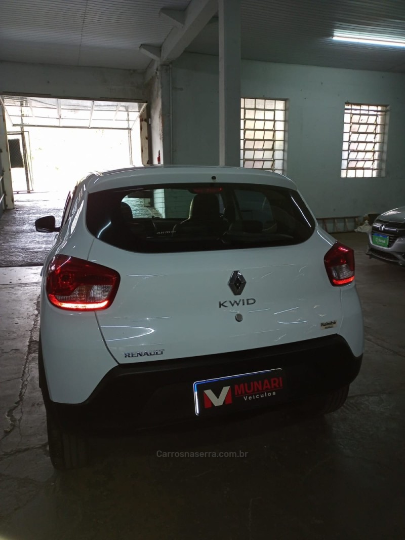 KWID 1.0 12V SCE FLEX INTENSE MANUAL - 2019 - BENTO GONçALVES
