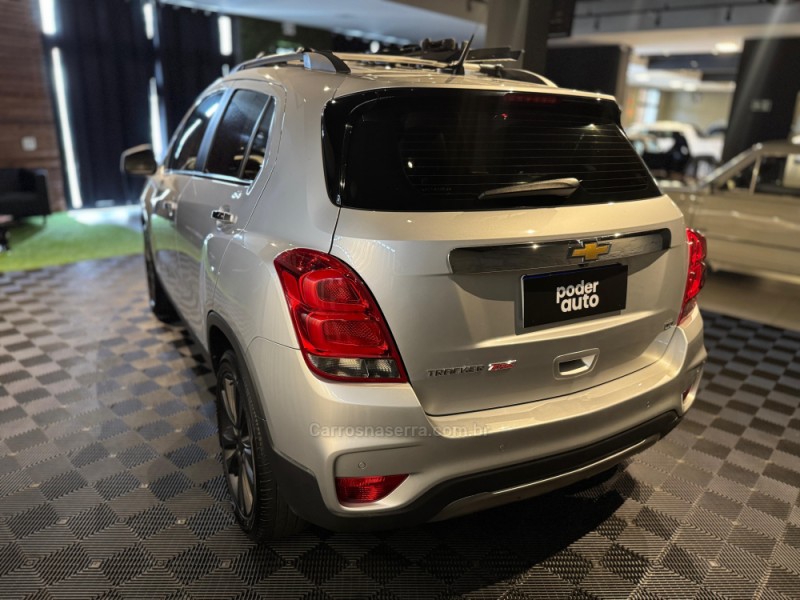 TRACKER 1.4 16V TURBO FLEX LTZ AUTOMÁTICO - 2017 - FARROUPILHA