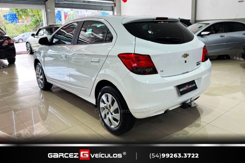 ONIX 1.4 MPFI LT 8V FLEX 4P MANUAL - 2016 - BENTO GONçALVES